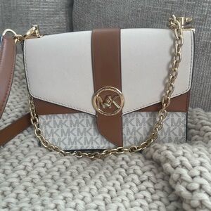 ❌SOLD❌Michael Kors Greenwich Bag in Acorn and White